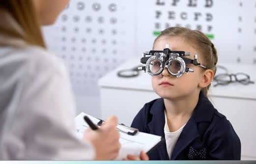 چگونه از سلامت چشم کودکان در عصر دیجیتال محافظت کنیم؟